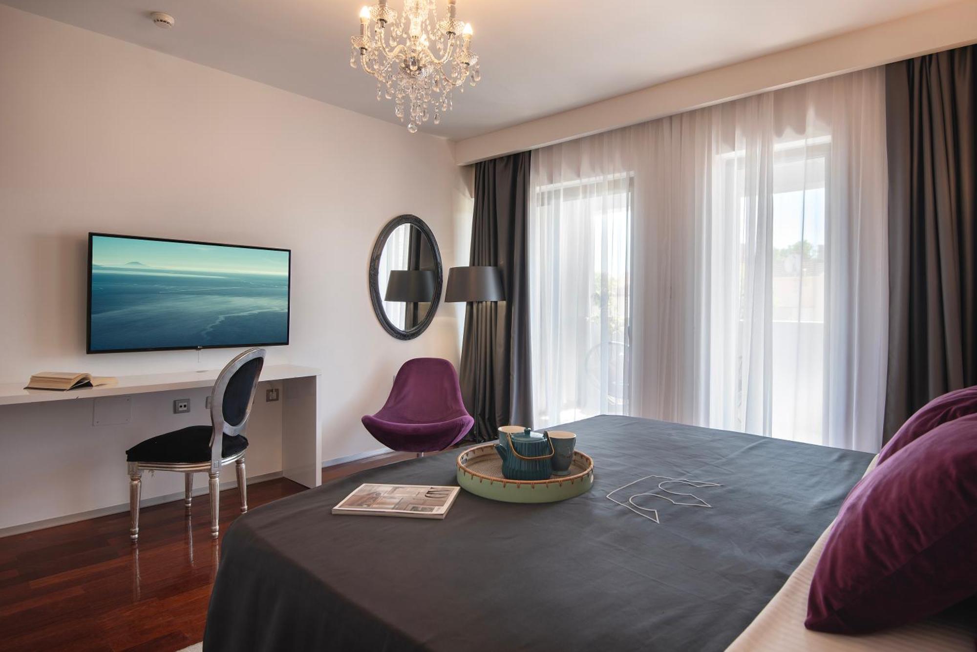 Boutique Hotel Chevalier By Bura Hotels - Adults Only Medulin Exterior photo